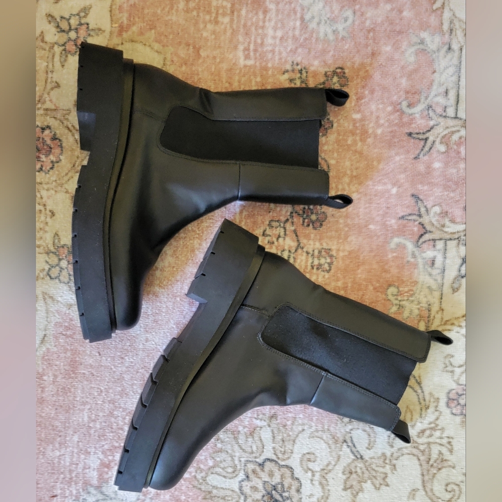 H&M Mid Calf Boot